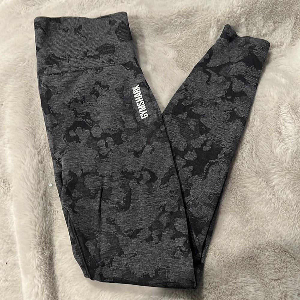 Gymshark camouflage leggings size medium